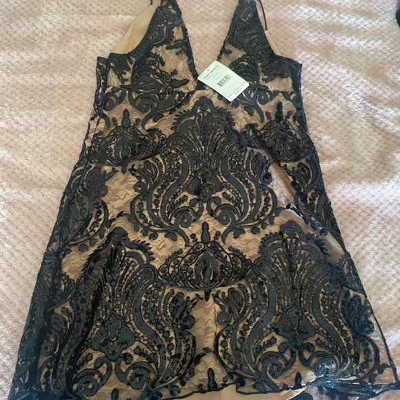 Free People black sequin lace mini party dress,size 4 - Picture 3 of 5